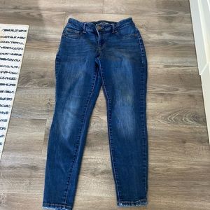 Maurices Skinny Jeans, Size Medium